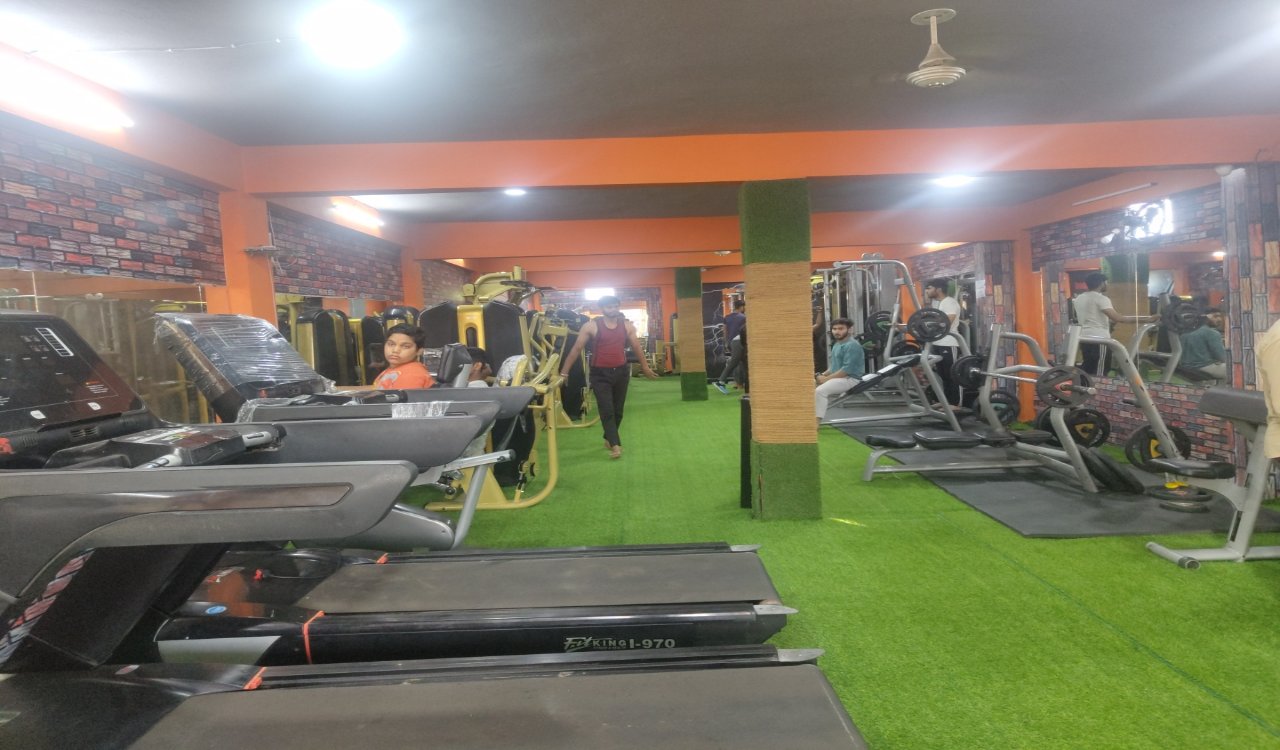 Friends Fitness Club 